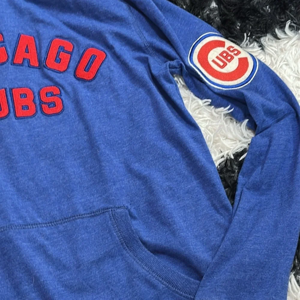 Mitchell & Ness Boy’s Chicago Cubs Blue Hooded Tee, M (10/12)